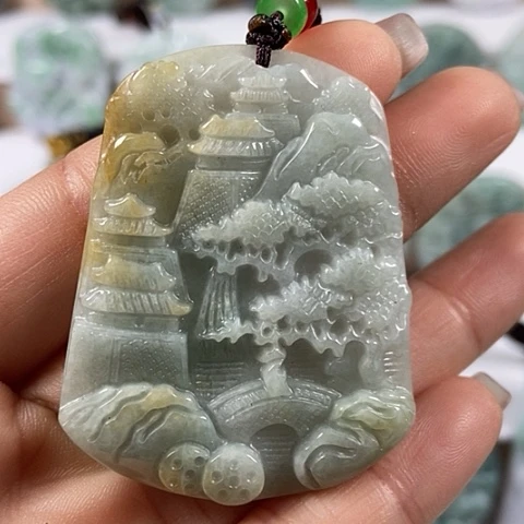 翡翠颈饰未镶嵌山水牌福利