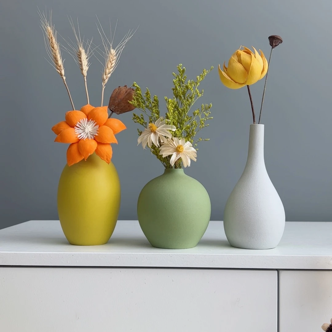摆件陶瓷小花瓶摆件含花总高约20-30cm