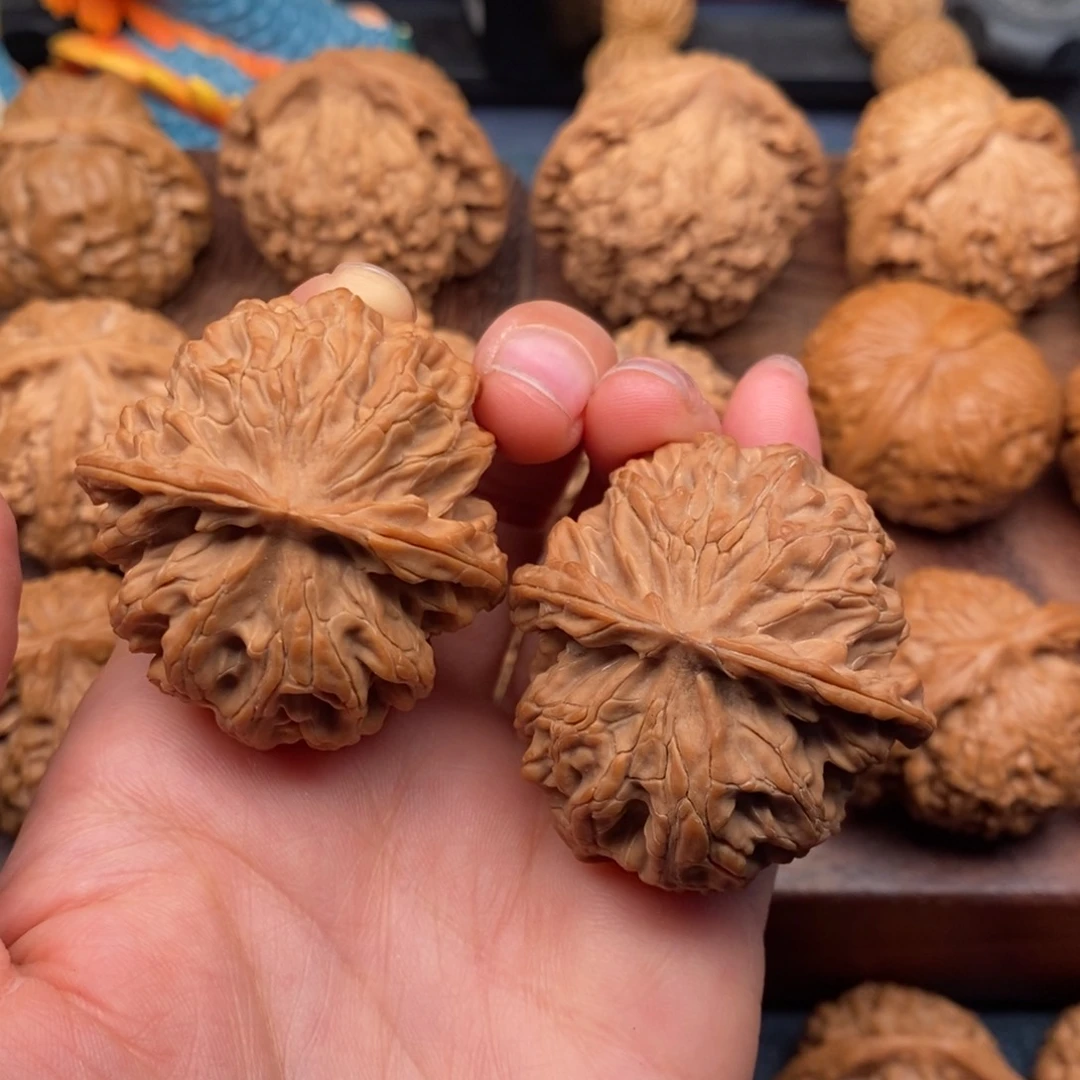 文玩核桃把件41边43肚，全品精配苹果园