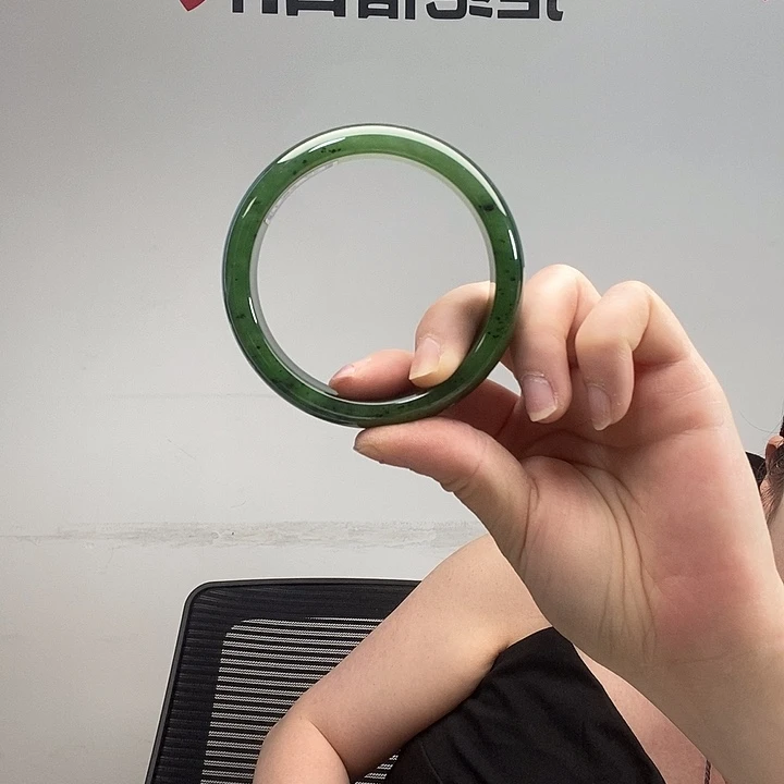 和田玉手镯未镶嵌最***阳