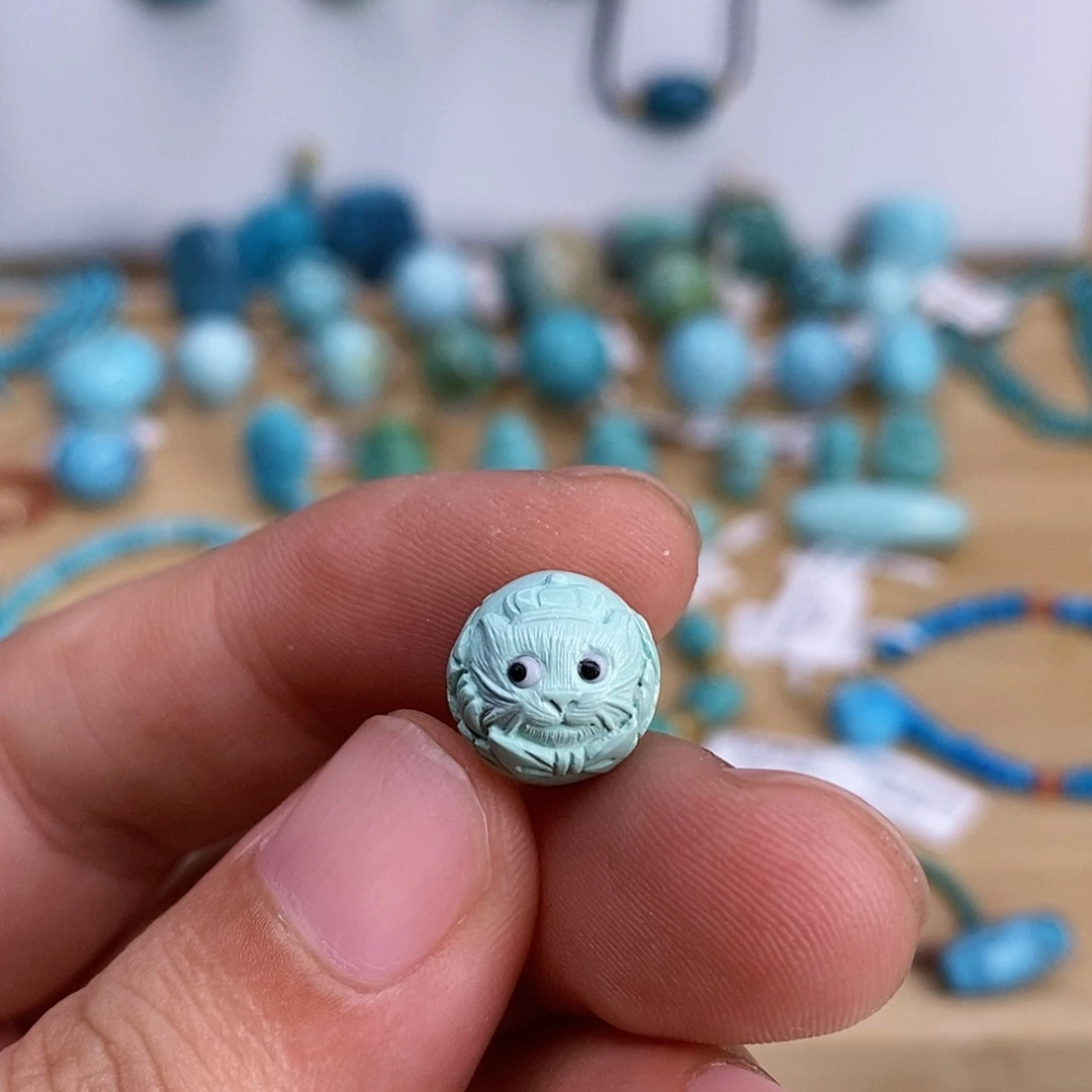 未镶嵌绿松石珠宝奇石