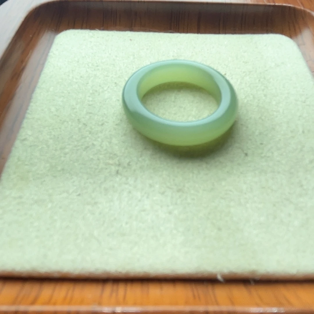 和田玉戒指未镶嵌粉青小胖圆16-17号