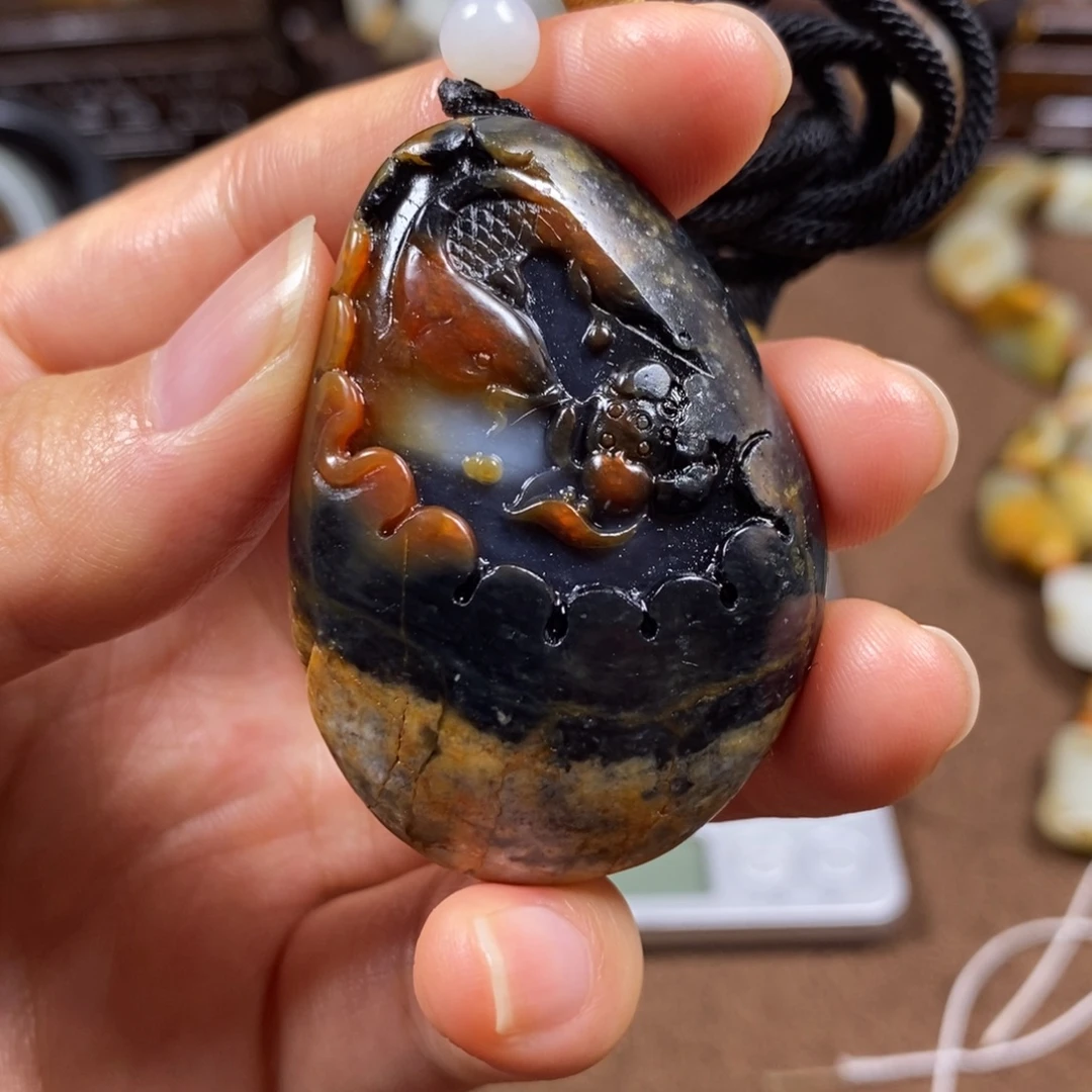 和田玉未镶嵌挂件