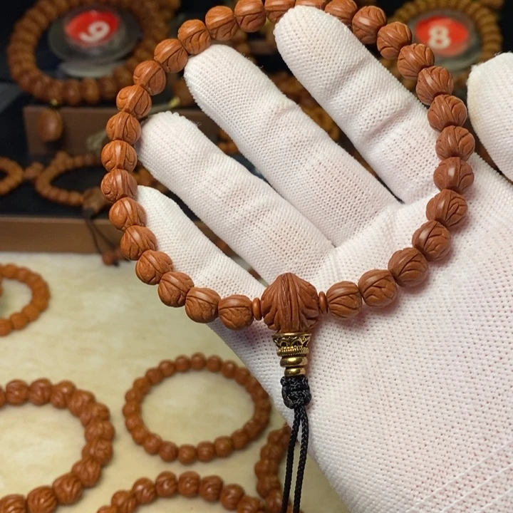 卍***齐桃核吊坠秦岭龙纹桃核