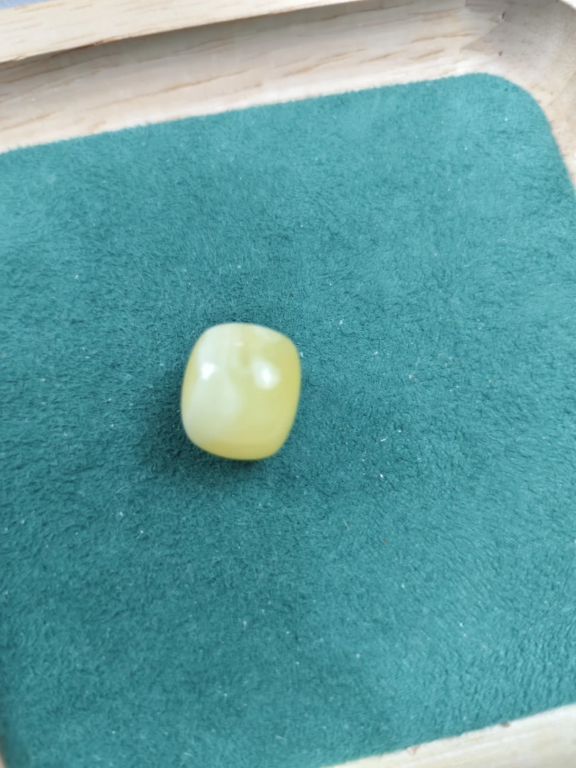 原矿蜜蜡未镶嵌老型