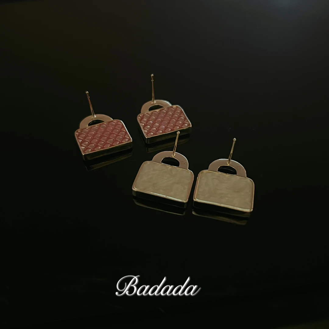 铜合金仿珍珠耳饰 【C6067】轻奢女士气质精致高定耳钉包包款0001