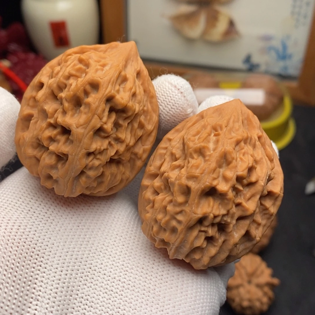 文玩核桃把件40鸡心