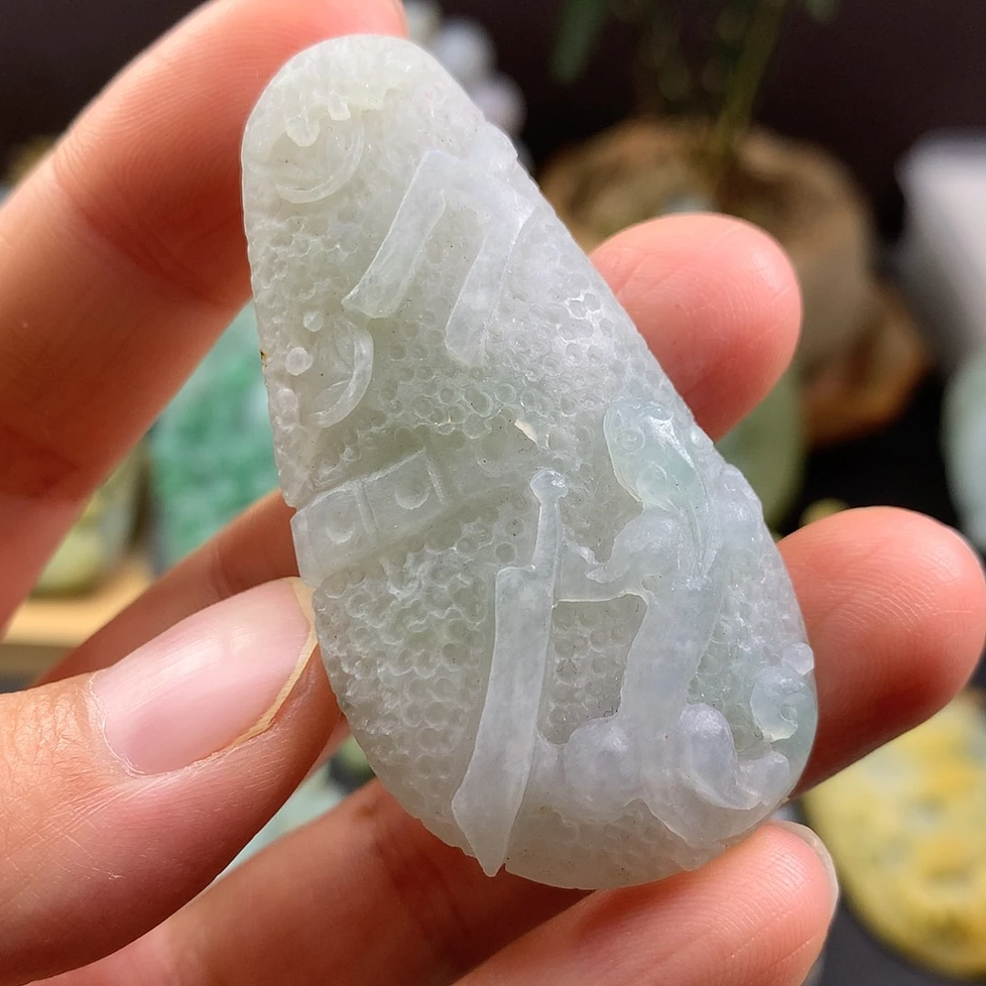 定制翡翠未镶嵌八破