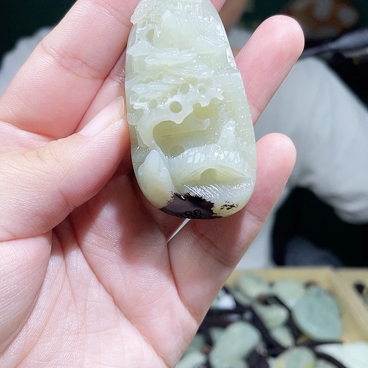 颈饰未镶嵌和田玉