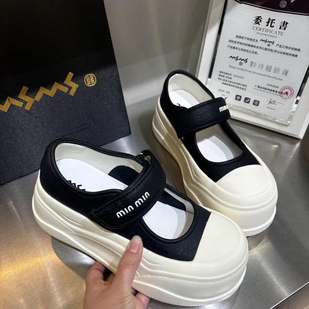 玛莎玛索MSMS53-255夏季新款厚底魔术贴时尚休闲女鞋