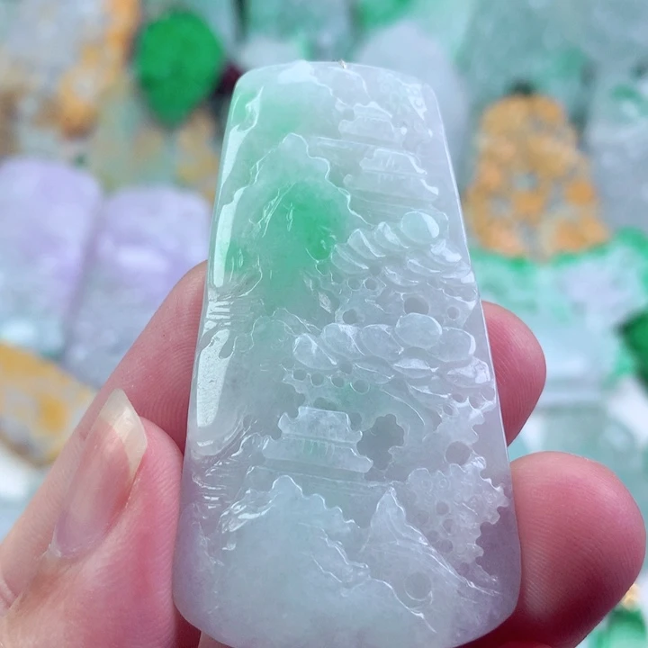 吊坠(不含链)未镶嵌翡翠