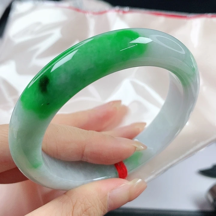 未镶嵌手镯翡翠，148