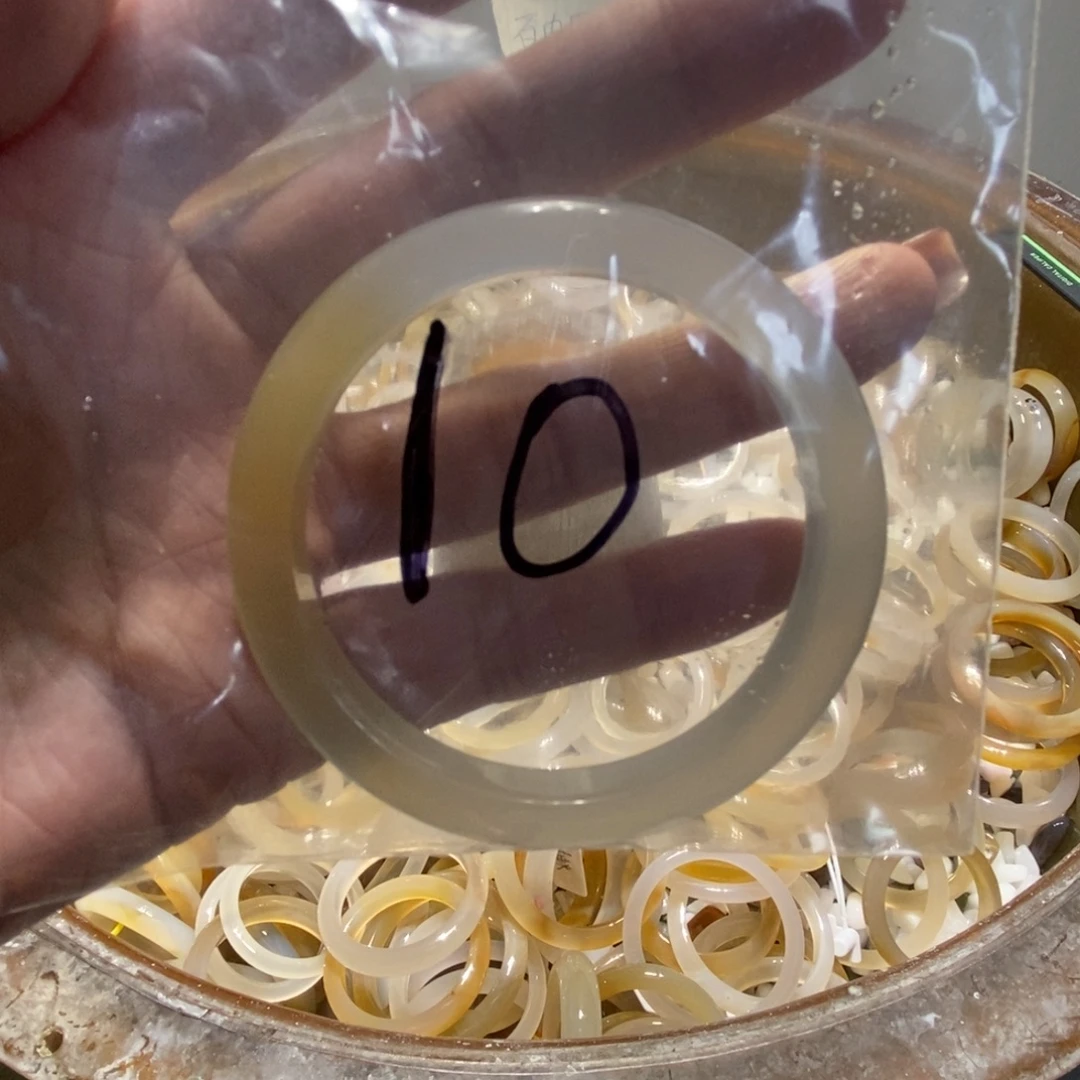崽***崽玛瑙/玉髓未镶嵌手镯10号