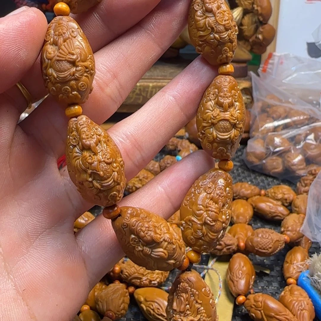 橄榄核手串/手链九龙财神