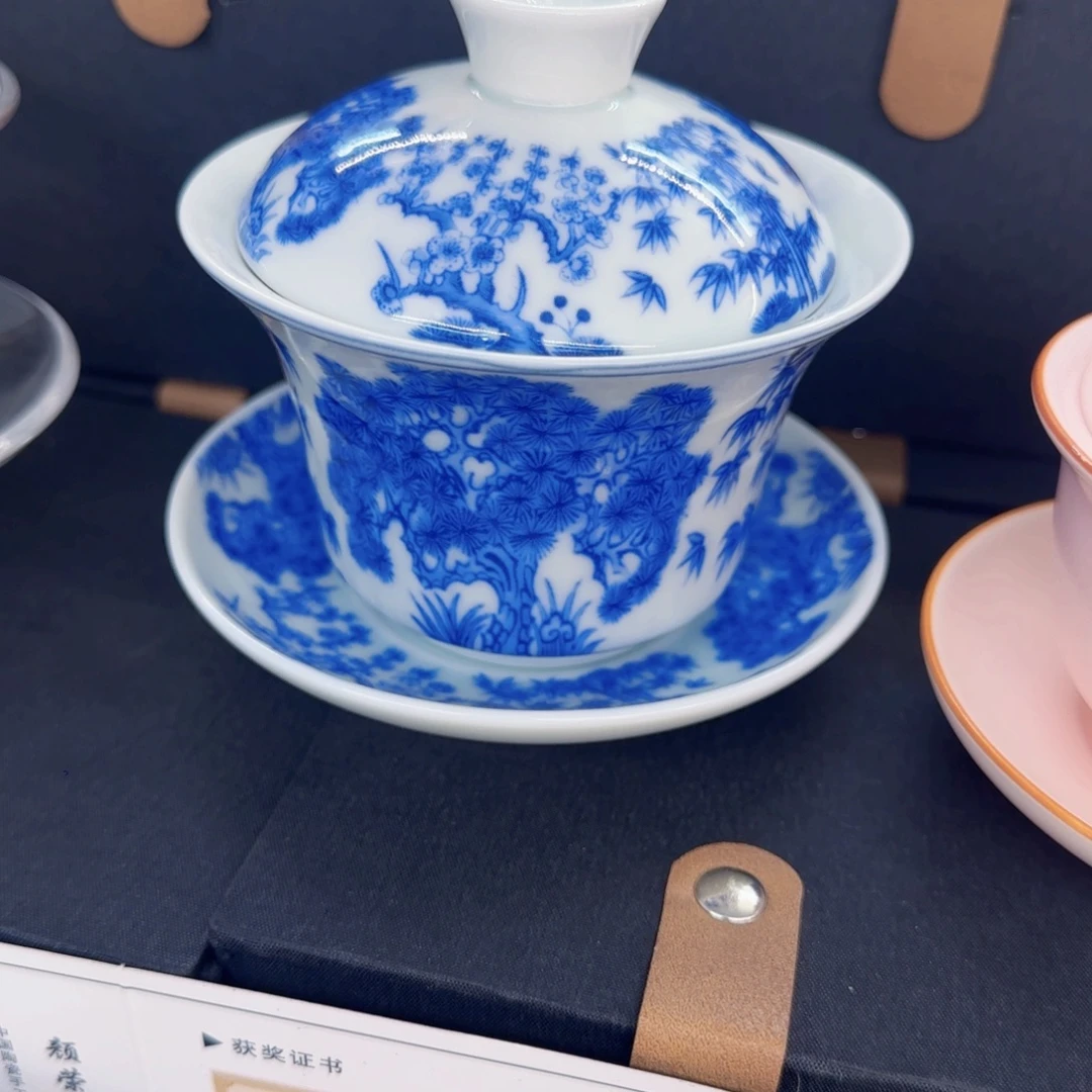 这些盖碗真好看！！！