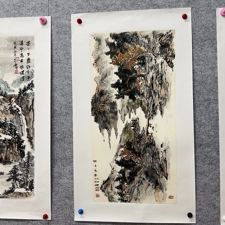 国画花鸟等多种鸟类的栖息