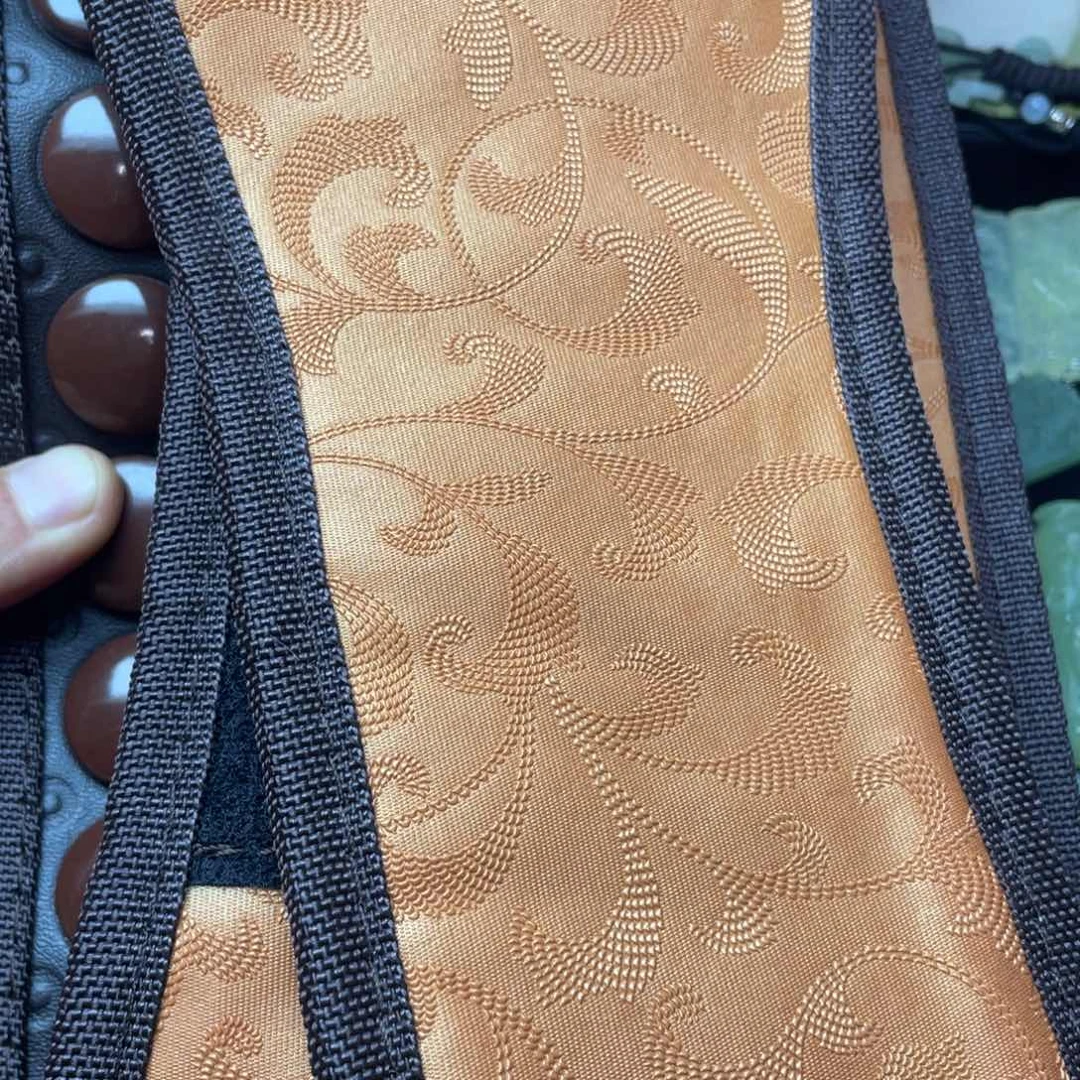 未镶嵌蛇纹石玉颈饰@**3