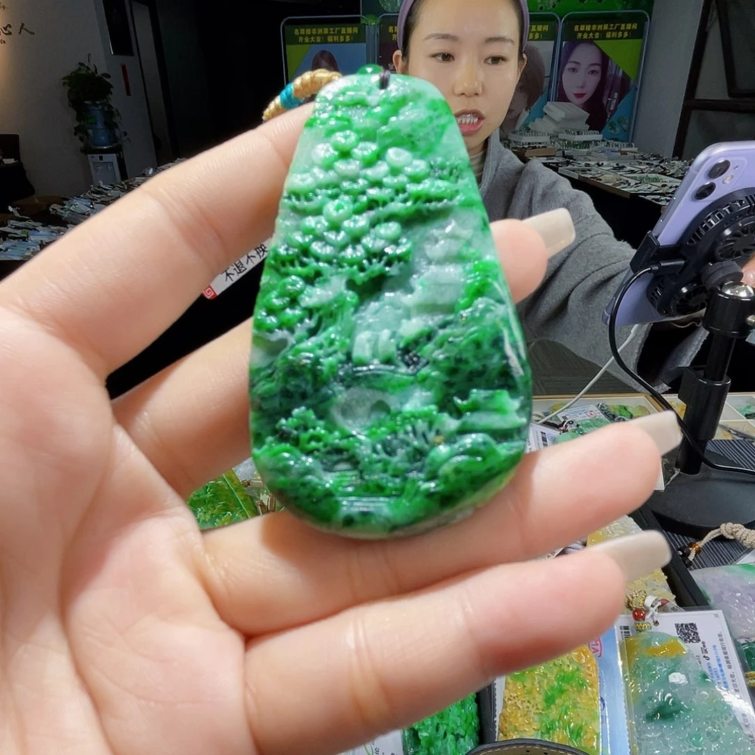 颈饰未镶嵌翡翠一