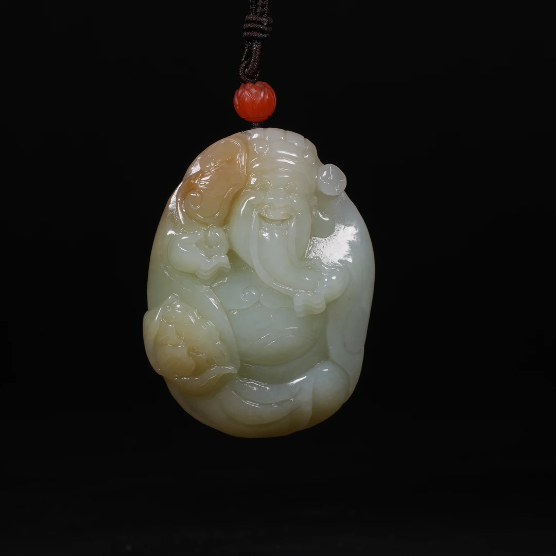 lot28新疆且末糖一团和气挂件/保利拍卖