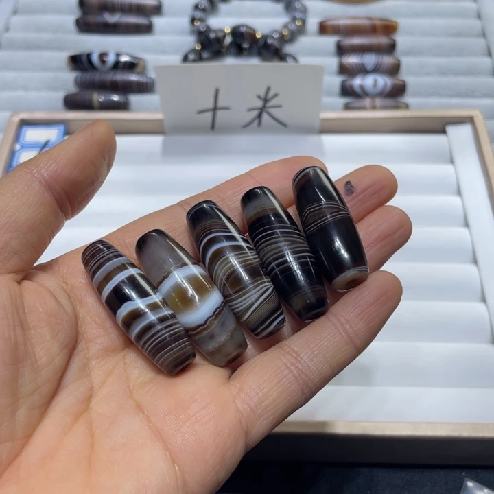 小***海玛瑙/玉髓未镶嵌珠宝奇石