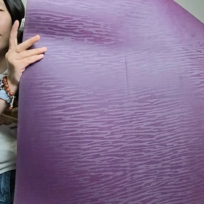 天然橡胶梅紫色一张瑕疵大青蛙