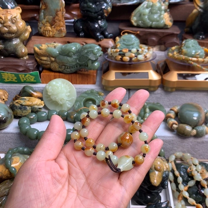 特***唐岫岩河磨玉（透闪石质玉）未镶嵌把件