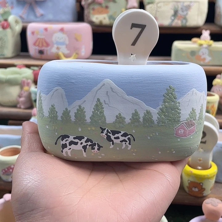 7…..手工手绘花盆