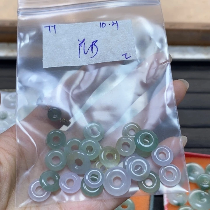 除***天定制翡翠未镶嵌不退