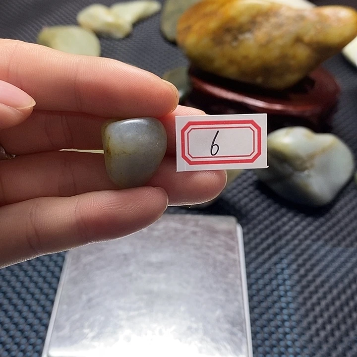 和田玉（糖玉）未镶嵌挂件6