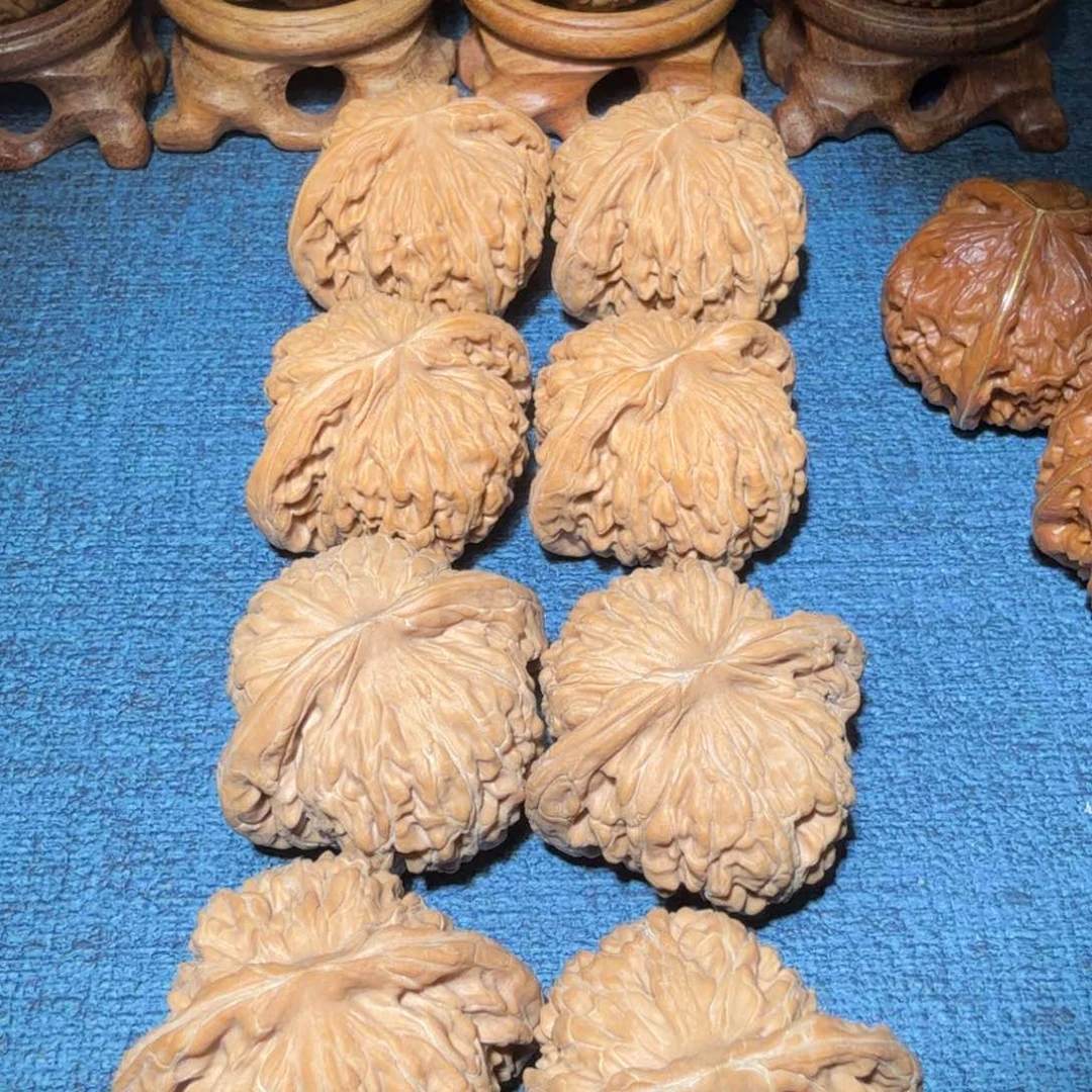 文玩核桃把件汗高楼41尺寸