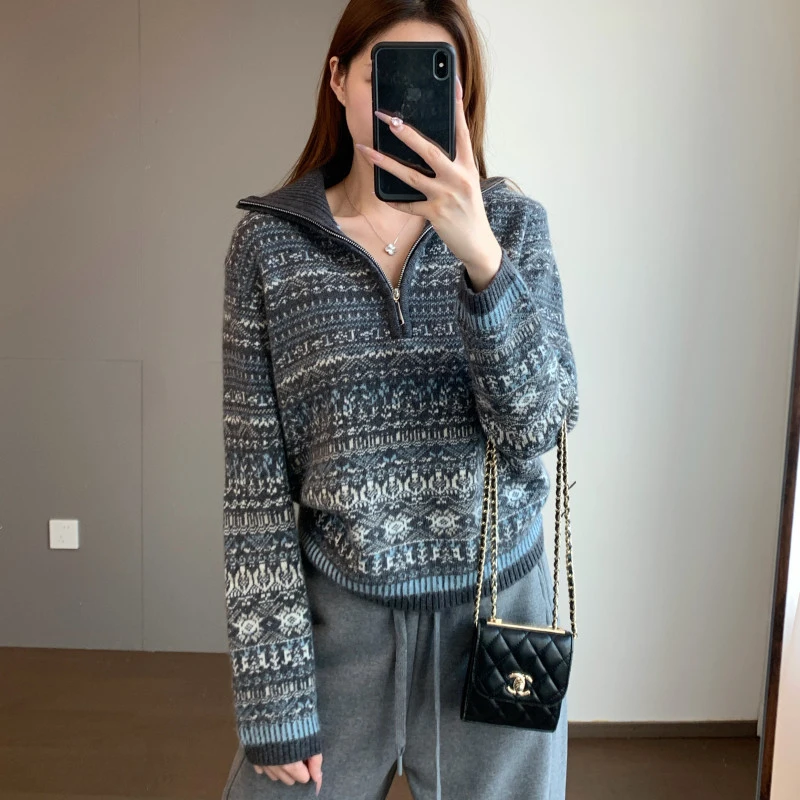 氛围感绵羊毛兔毛混纺厚实蓬松费尔岛提花漏斗领圆领毛衣G122102