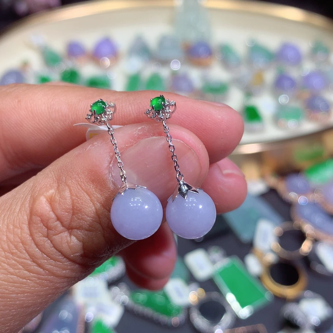 翡翠吊坠(赠链)18K金镶嵌