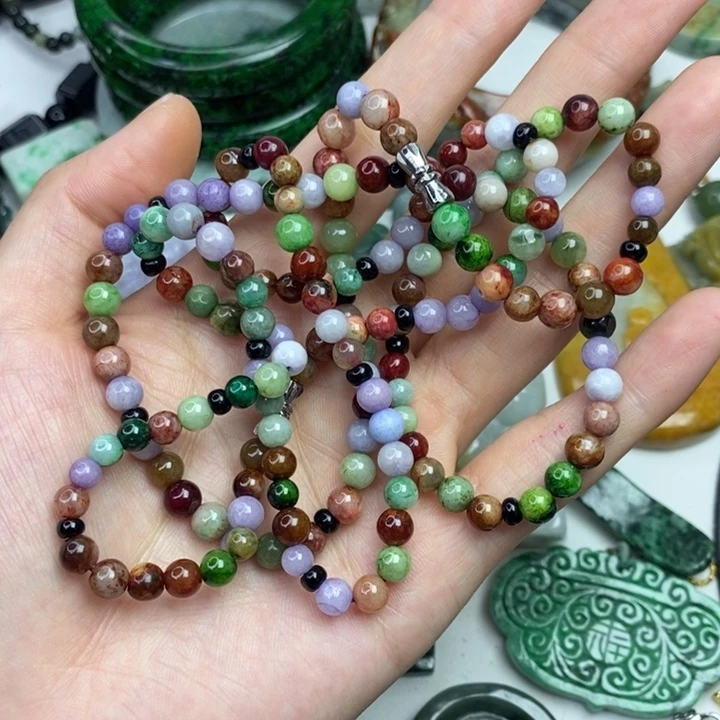 颈饰未镶嵌翡翠温*柔