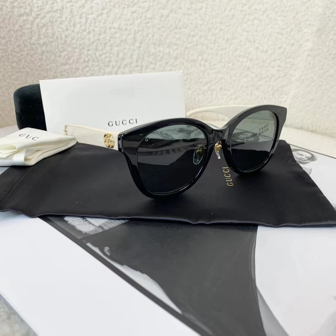 全新未使用 DIOR/迪奥 壹臻/黑框奶油白墨镜1002sk004 72641755