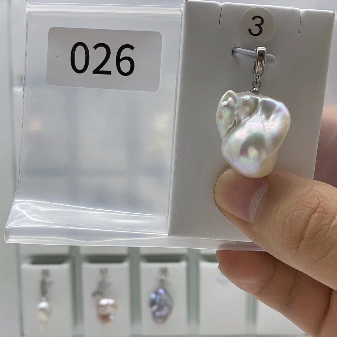 淡水珍珠合金颈饰