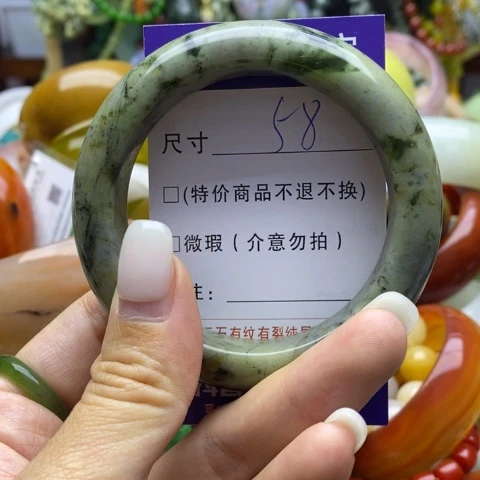 未镶嵌蛇纹石玉手镯