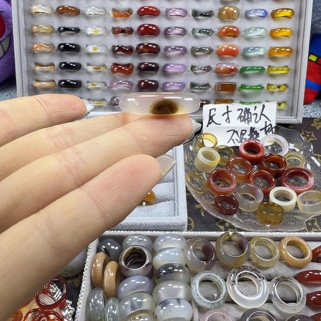 玛瑙/玉髓未镶嵌戒圈A24不退换18.7港19