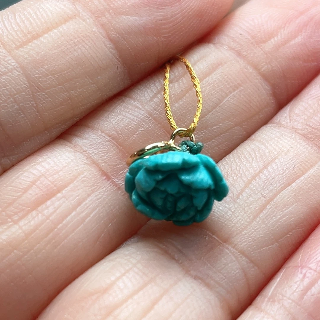 未镶嵌绿松石颈饰