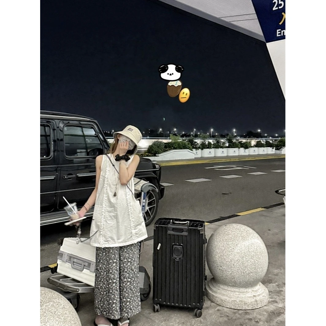 花朵松紧腰休闲裤夏季女装自然褶皱肌理感法式木耳边白色A字裙潮