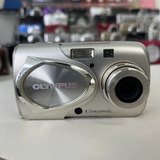 8新 Olympus/奥林巴斯 u20日英文 400w像素3x变焦 自备XD卡读卡器