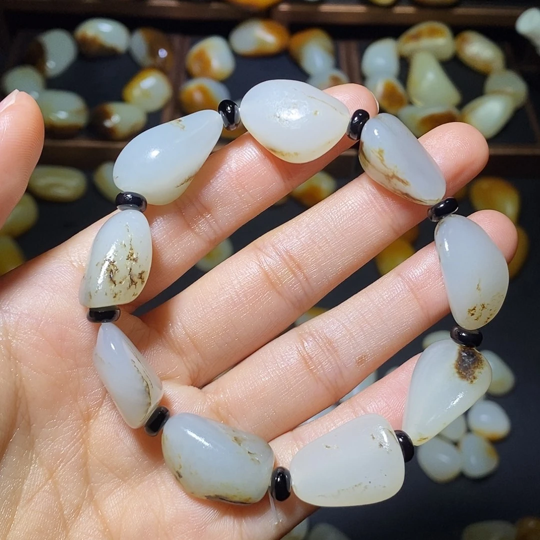 和田玉未镶嵌手链