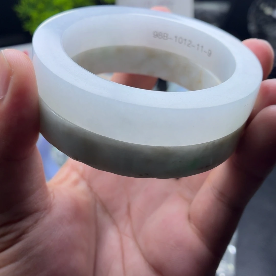 定制翡翠未镶嵌翡翠白冰白月光
