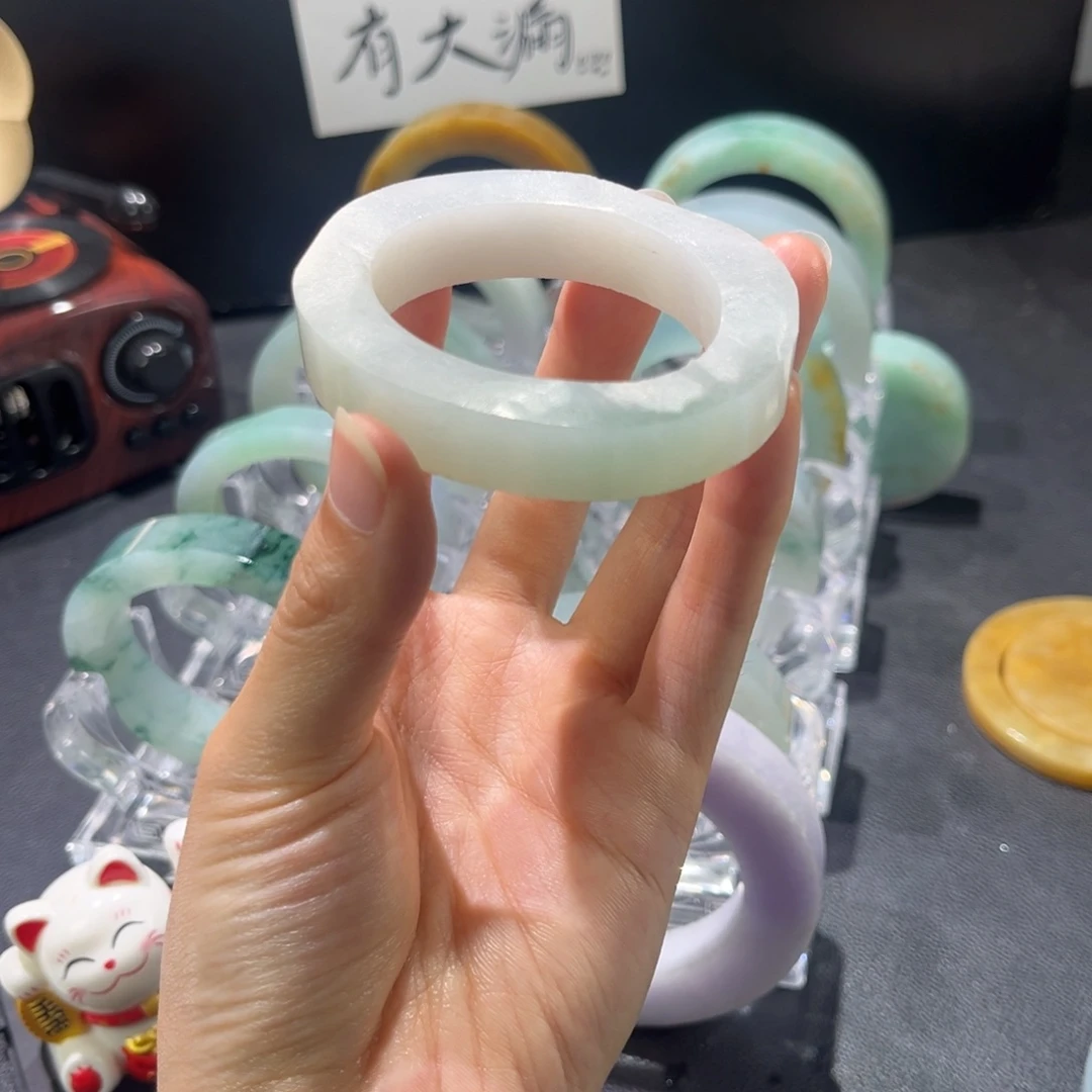 定制翡翠未镶嵌手镯小贵妃46-52正圈可戴