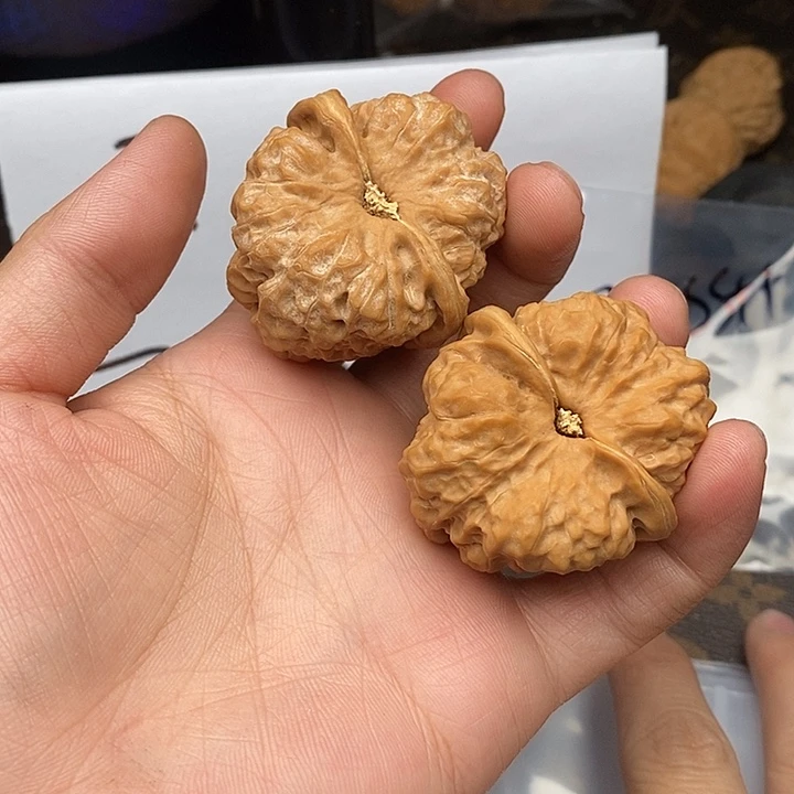 吊坠文玩核桃8636836834496649644