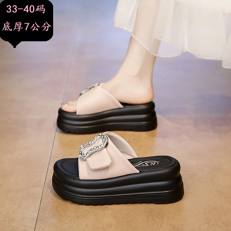33.34码7CM厚底拖鞋女外出高颜值时尚百搭松糕跟增高一字凉拖新款
