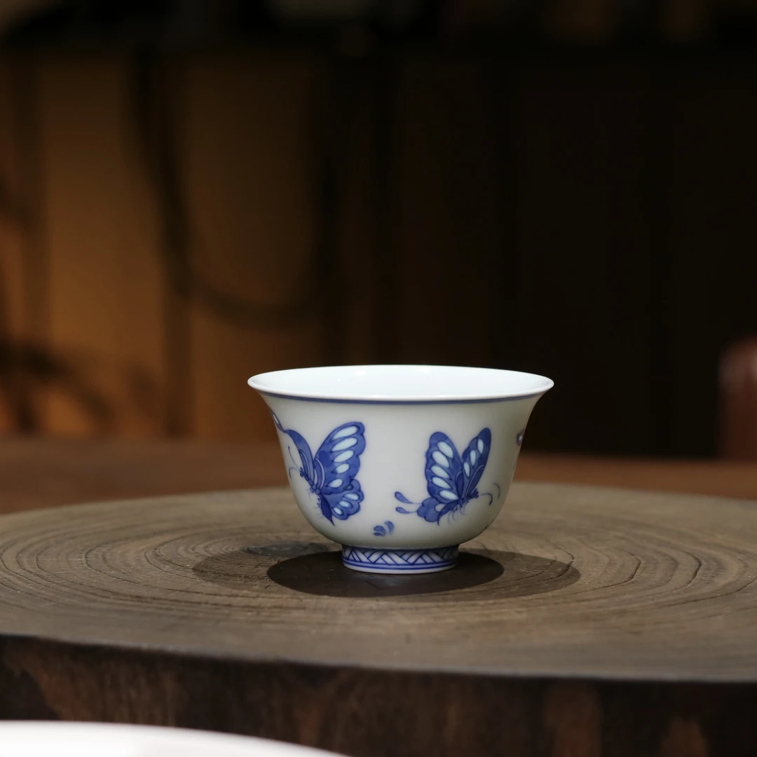 玲珑集 景德镇手绘青花蝴蝶主人杯茶杯 70cc