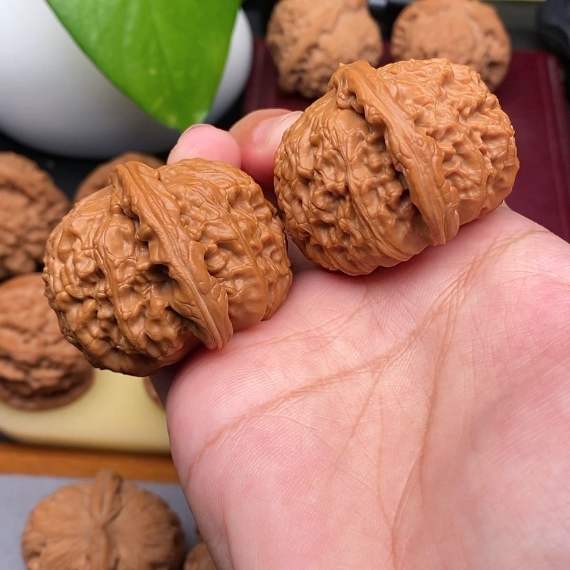 【闪购商品】文玩核桃把件球白全品42+