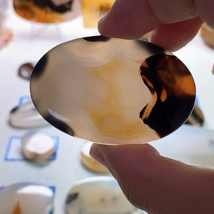 玛瑙/玉髓未镶嵌珠宝半成品