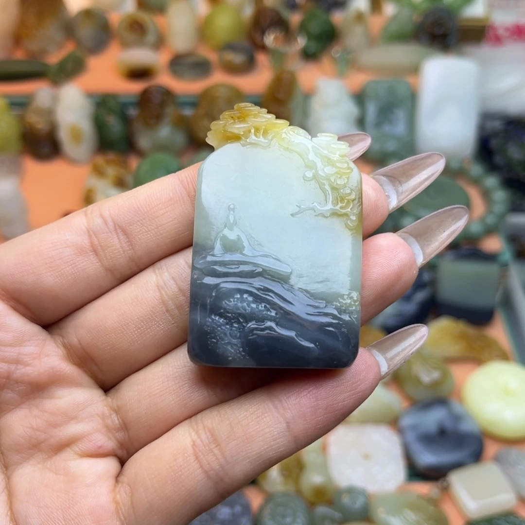 南红玛瑙颈饰未镶嵌