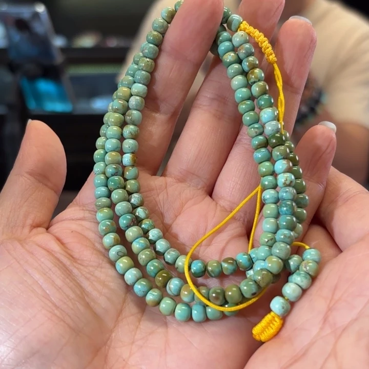 绿松石未镶嵌颈饰绿松石